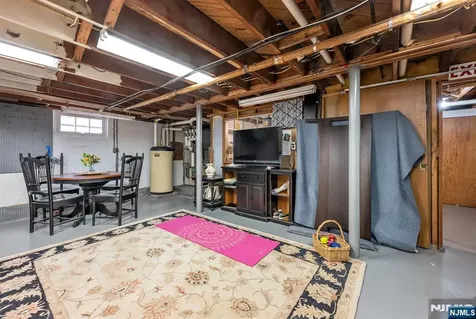 5 East Street Wanaque NJ 07465