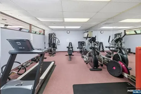 1150 River Road Edgewater NJ 07020