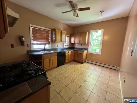 182 19th Street East Orange NJ 07017