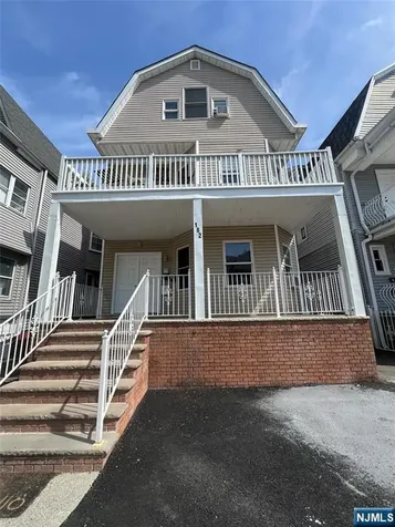 182 19th Street East Orange NJ 07017