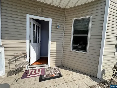 182 19th Street East Orange NJ 07017