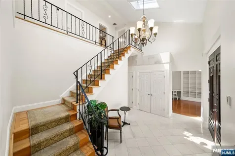 151 Church Nutley NJ 07110