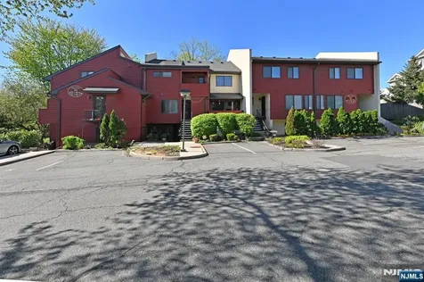 101 River Road Nutley NJ 07110