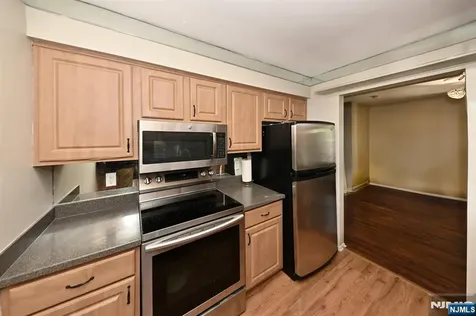 101 River Road Nutley NJ 07110