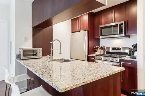 1215 Hudson Park Edgewater NJ 07020