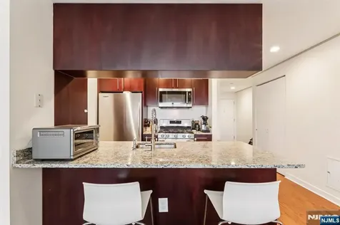 1215 Hudson Park Edgewater NJ 07020