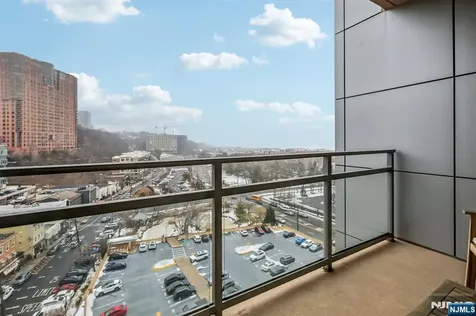 1215 Hudson Park Edgewater NJ 07020