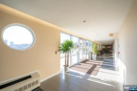 1215 Hudson Park Edgewater NJ 07020