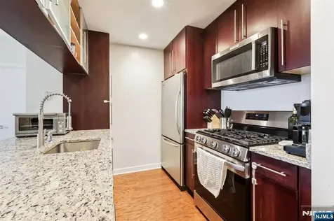 1215 Hudson Park Edgewater NJ 07020