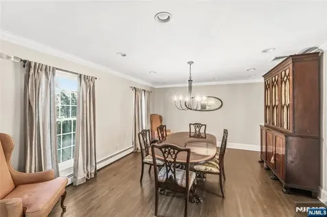 27 Pine Hill Road Old Tappan NJ 07675