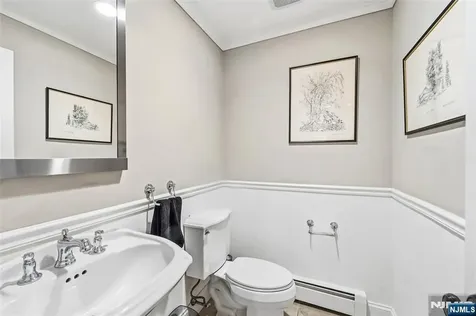 27 Pine Hill Road Old Tappan NJ 07675