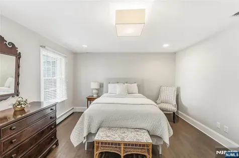27 Pine Hill Road Old Tappan NJ 07675