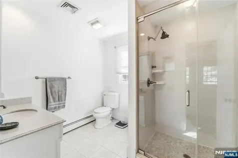 27 Pine Hill Road Old Tappan NJ 07675