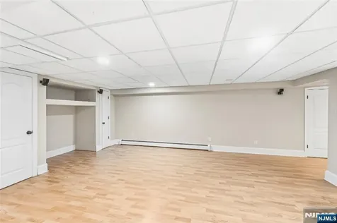 27 Pine Hill Road Old Tappan NJ 07675
