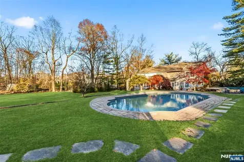 27 Pine Hill Road Old Tappan NJ 07675