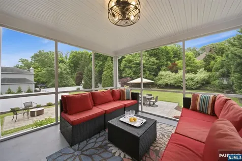 50 2nd Street Park Ridge NJ 07656