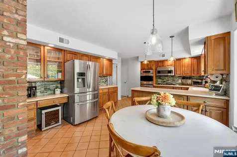 558 W Saddle River Road Upper Saddle River NJ 07458