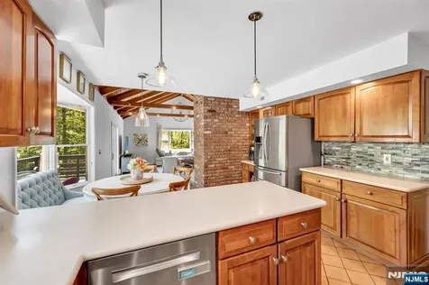558 W Saddle River Road Upper Saddle River NJ 07458