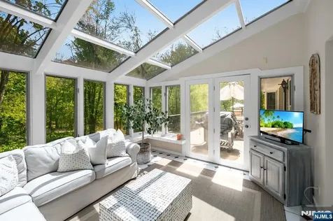 558 W Saddle River Road Upper Saddle River NJ 07458