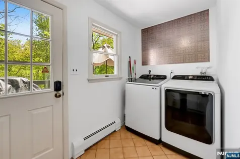 558 W Saddle River Road Upper Saddle River NJ 07458