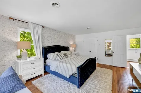 558 W Saddle River Road Upper Saddle River NJ 07458