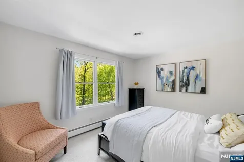 558 W Saddle River Road Upper Saddle River NJ 07458