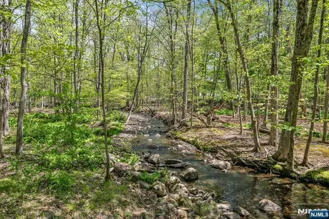 558 W Saddle River Road Upper Saddle River NJ 07458