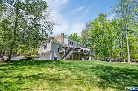 558 W Saddle River Road Upper Saddle River NJ 07458