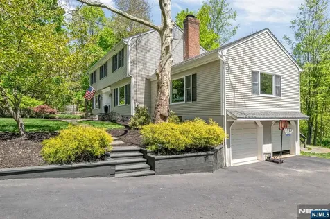 558 W Saddle River Road Upper Saddle River NJ 07458