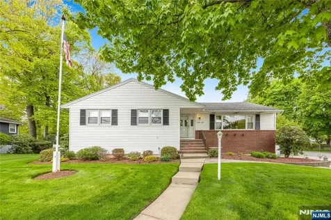 88 Ross Avenue Emerson NJ 07630