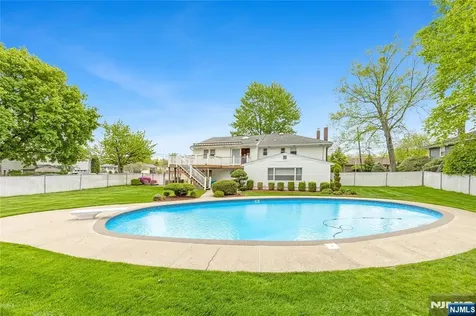 88 Ross Avenue Emerson NJ 07630