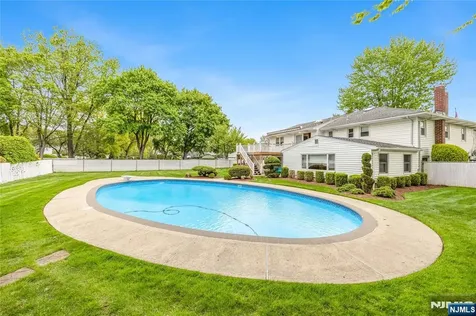 88 Ross Avenue Emerson NJ 07630