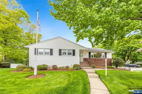 88 Ross Avenue Emerson NJ 07630