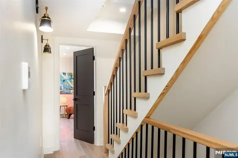 181 Valley Road Montclair NJ 07042