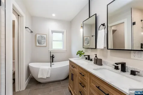 181 Valley Road Montclair NJ 07042