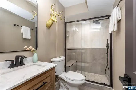 181 Valley Road Montclair NJ 07042