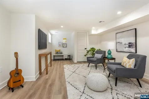181 Valley Road Montclair NJ 07042