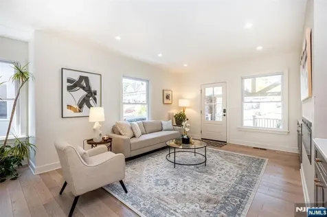181 Valley Road Montclair NJ 07042
