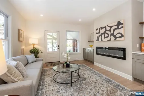 181 Valley Road Montclair NJ 07042