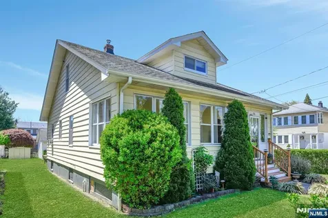 30 Virginia Avenue Montclair NJ 07042
