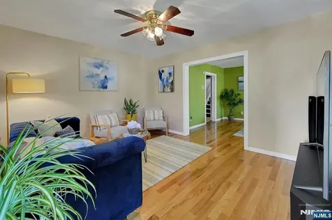 30 Virginia Avenue Montclair NJ 07042