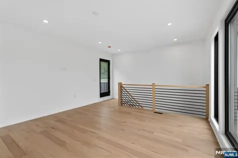 522 Valley Road Clifton NJ 07013
