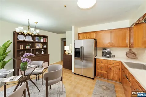 1222 16th Street Fort Lee NJ 07024