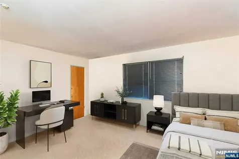 1222 16th Street Fort Lee NJ 07024