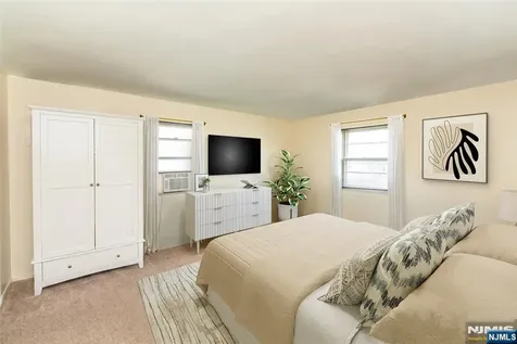 1222 16th Street Fort Lee NJ 07024