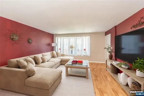 1222 16th Street Fort Lee NJ 07024