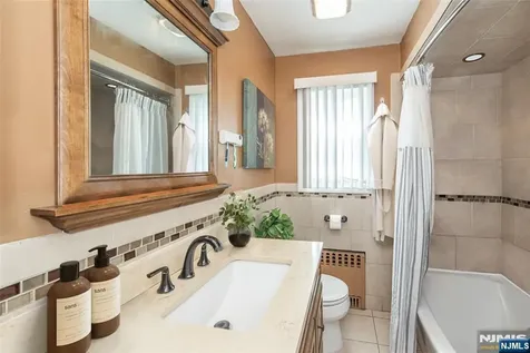 1222 16th Street Fort Lee NJ 07024