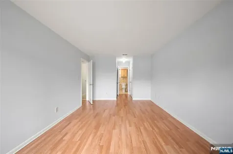 216A Washington Avenue Fort Lee NJ 07024