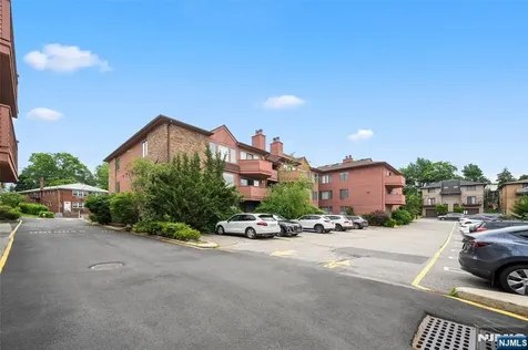 216A Washington Avenue Fort Lee NJ 07024
