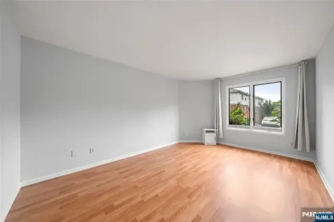 216A Washington Avenue Fort Lee NJ 07024